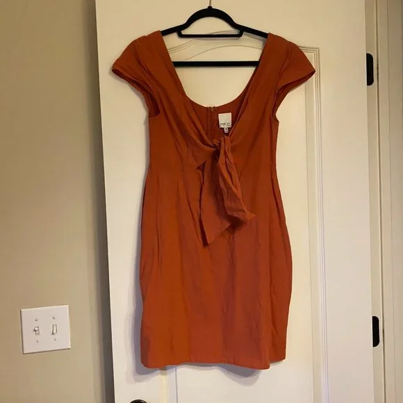 MINKPINK Orange Tie Front Sweetheart Dress - Picture 2 of 4